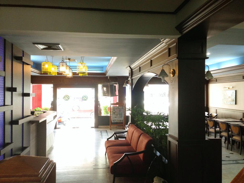 Hotel Rattana Mansion à Phuket Extérieur photo